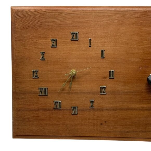 Vintage 1991 Pamela Gravitt Rough Collie Dog Wall Clock Wood Art Signed - Picture 3 of 12